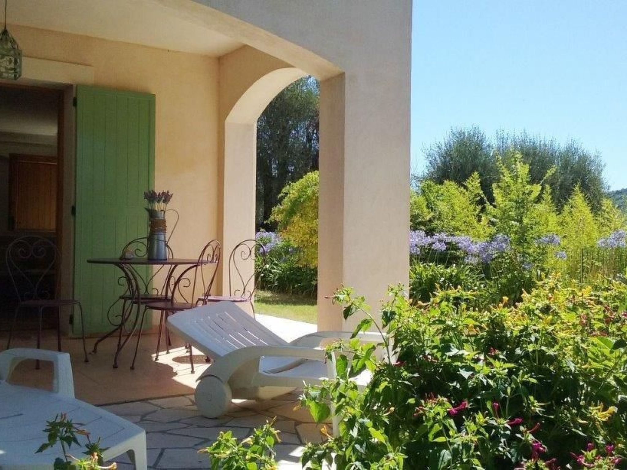 Appartement in Le Bar-Sur-Loup mit Eigenem Garten-Image-tags.info