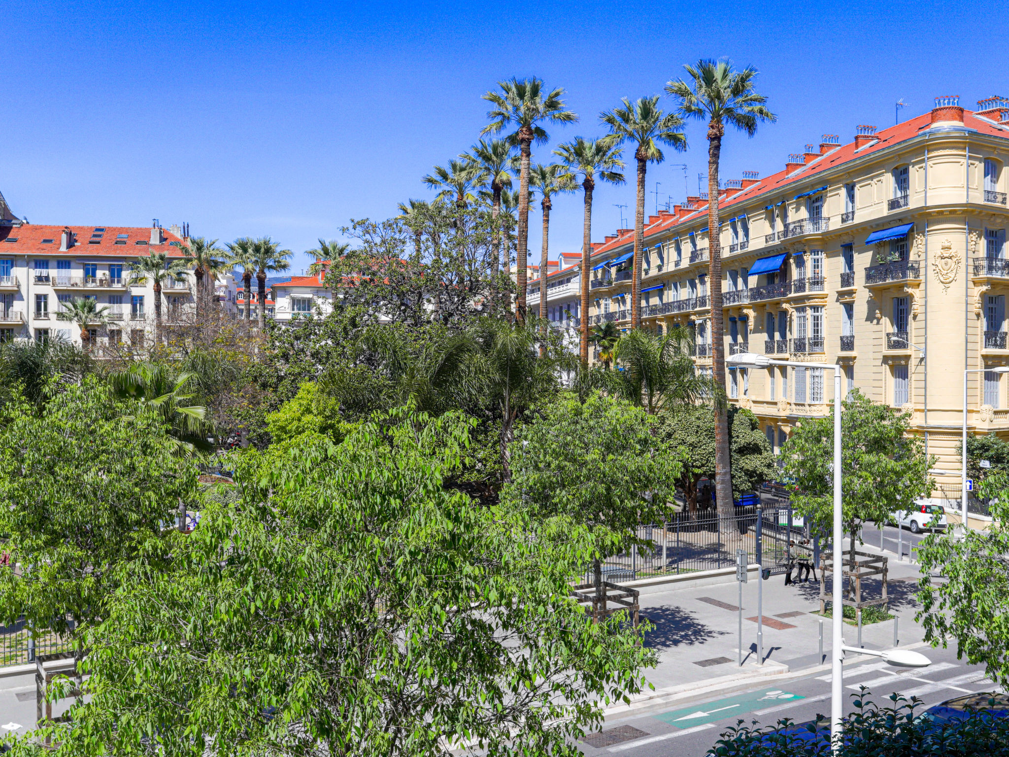 Photo of Le Victor Hugo