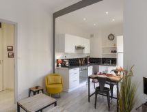 Compact appartement op toplocatie in Nice, vlakbij zee en strand - thumbnail 4