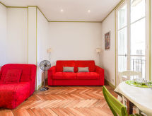 Knus studio-appartement in hartje Nice, 240 meter van het strand - thumbnail 2