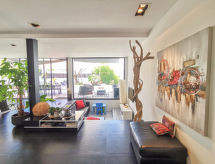 Moderne villa Les Oliviers met privézwembad bij Nice, 8 personen - thumbnail 4