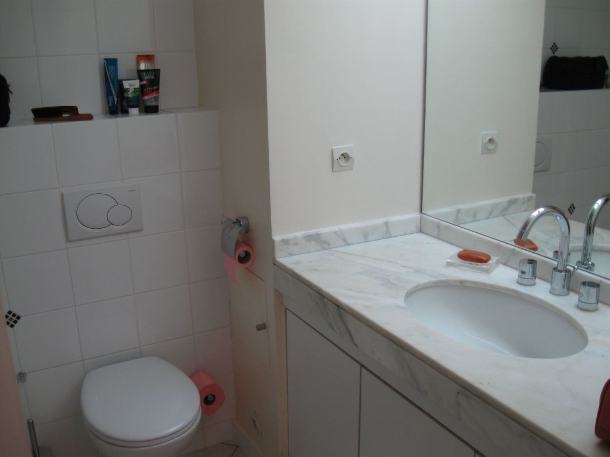 Les Belles Terrres-Drinnen