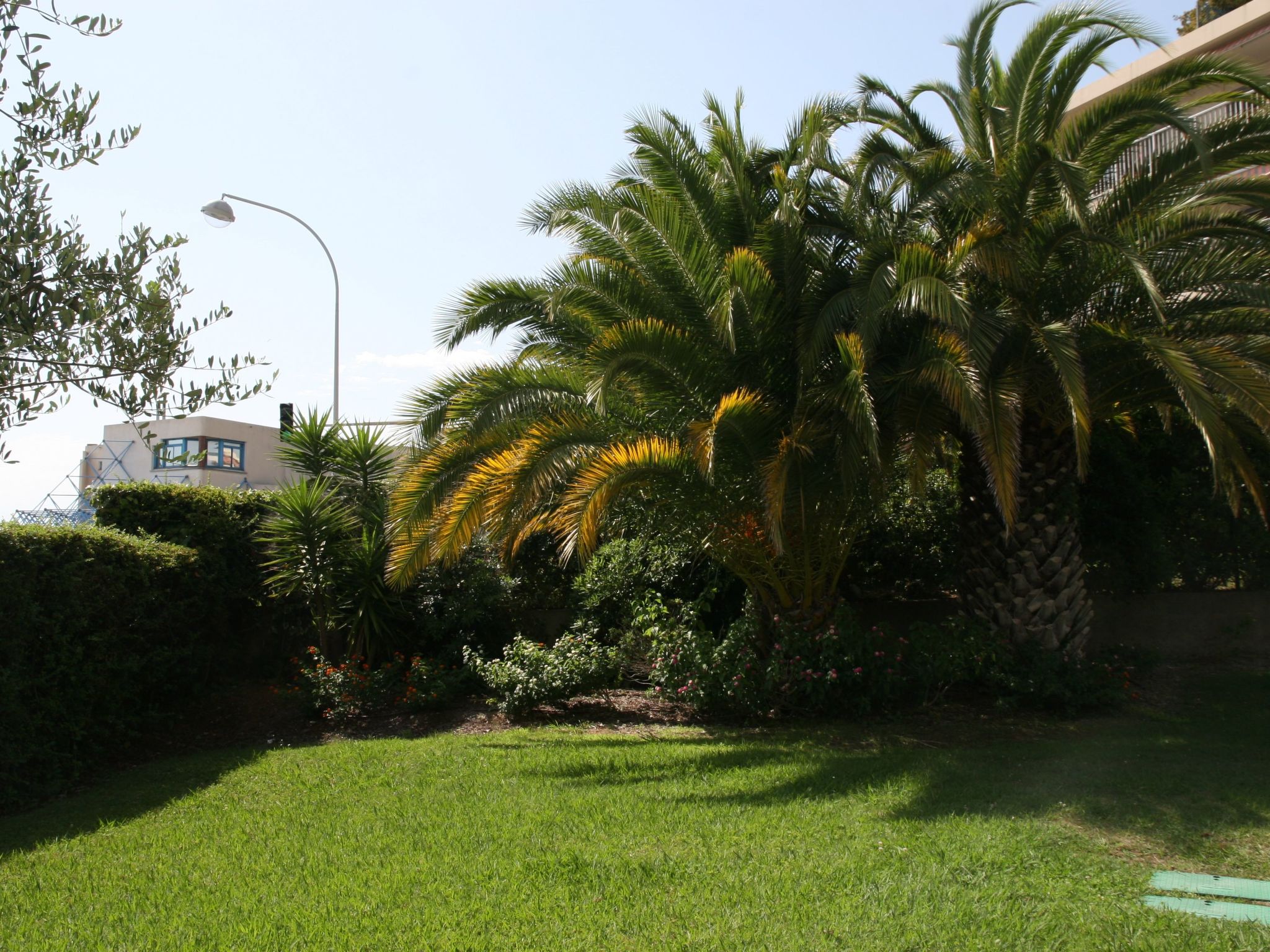 Les Belles Terrres-Drinnen