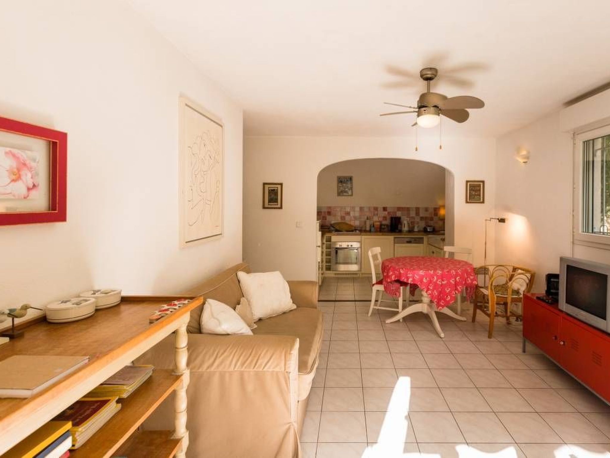 Photo of mit privatem Garten und Terrasse