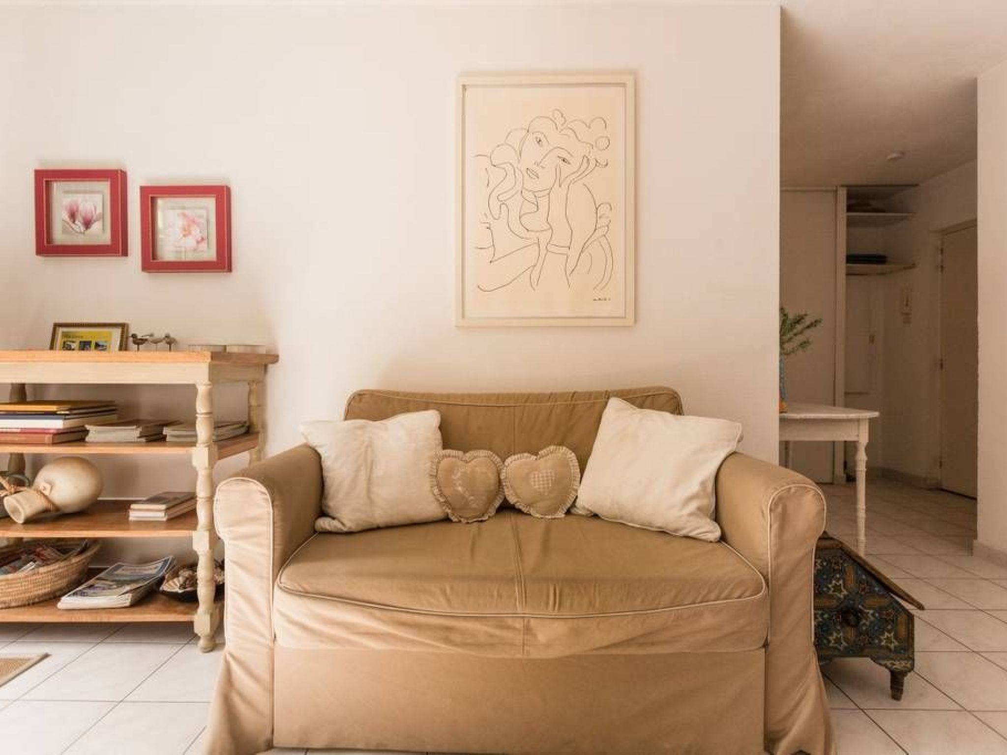 Photo of mit privatem Garten und Terrasse