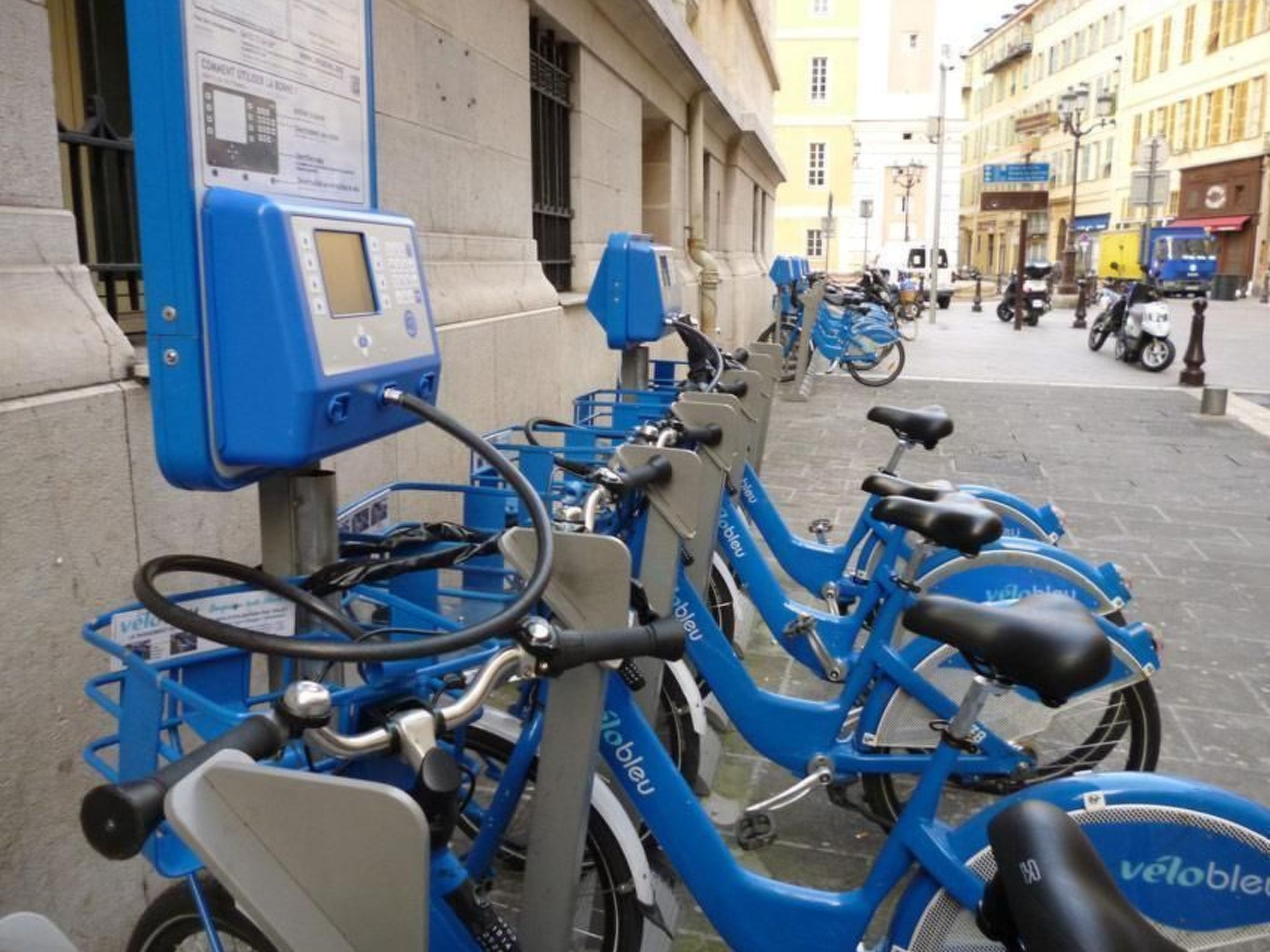 Photo of Strandnahe, helle Wohnung mitten in der Altstadt von Nizza mit fantastischem Bl