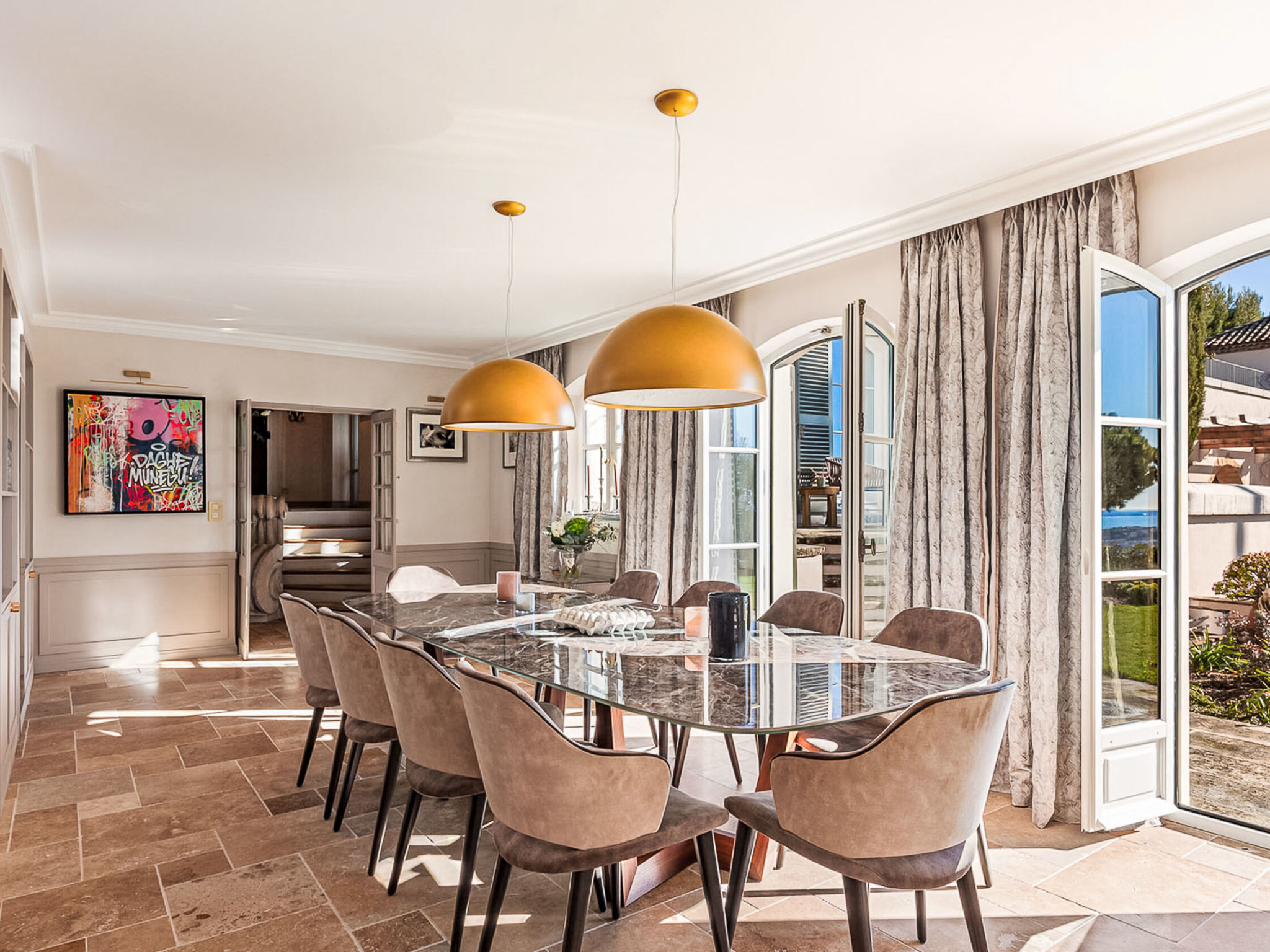 Photo of Magnificent 6-bedroom Villa