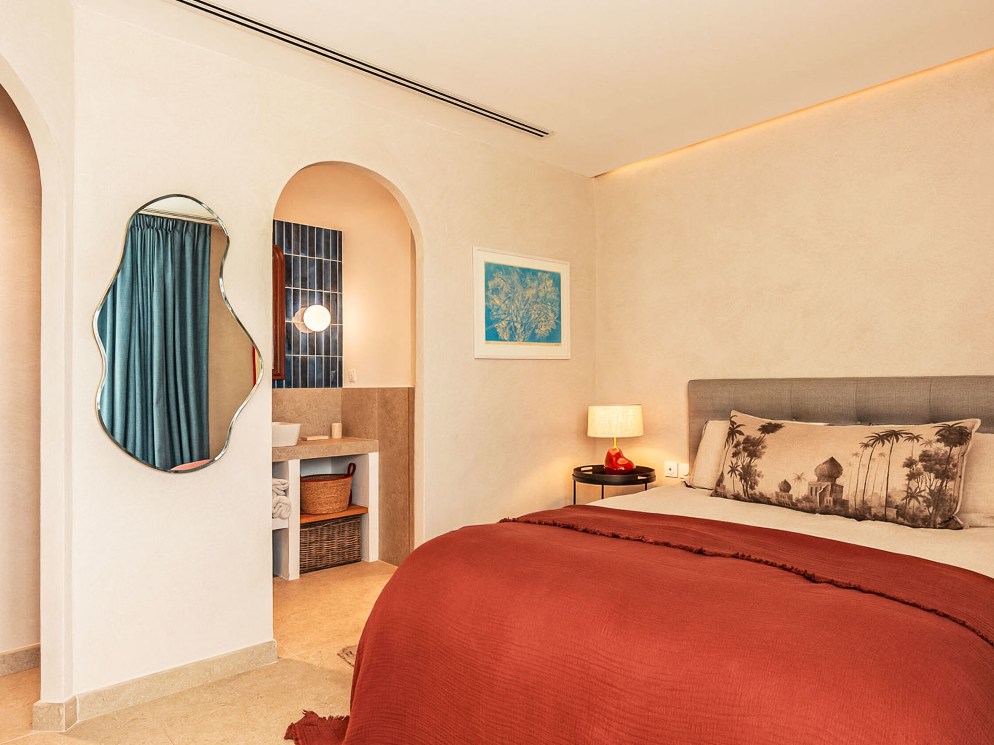 Photo of Magnificent 6-bedroom Villa