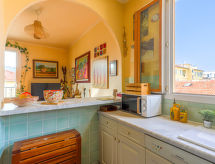 Sfeervol appartement aan de Côte d'Azur, direct bij zee en haven van Nice - thumbnail 2