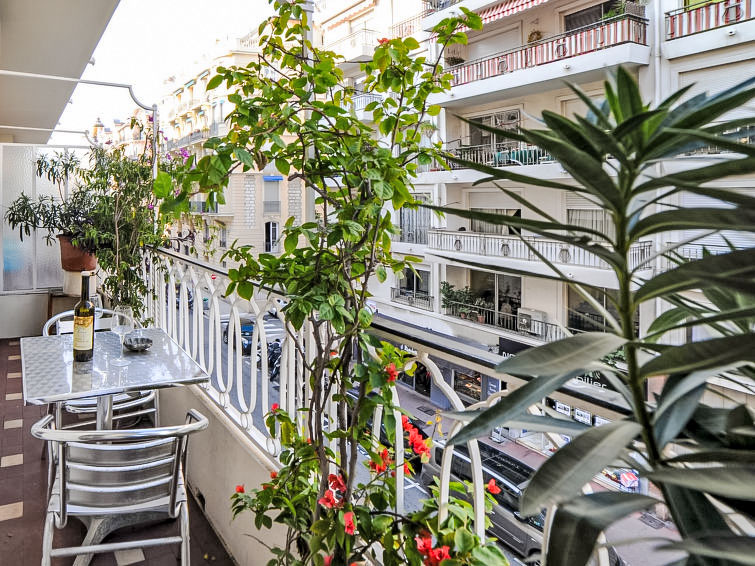 Le Suez Accommodation in Nice