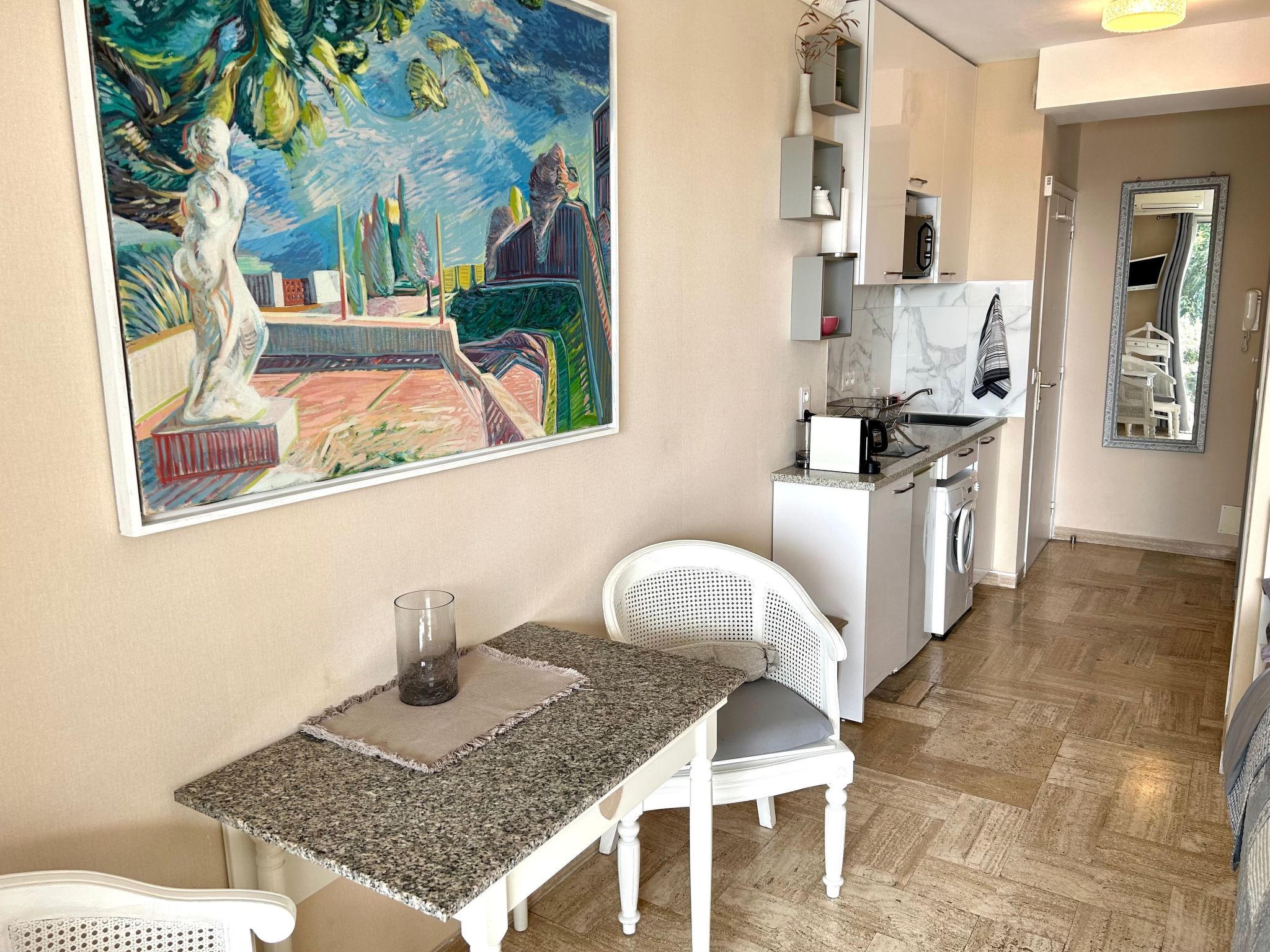 Studio mit Terrasse und Panoramablick-Dedans