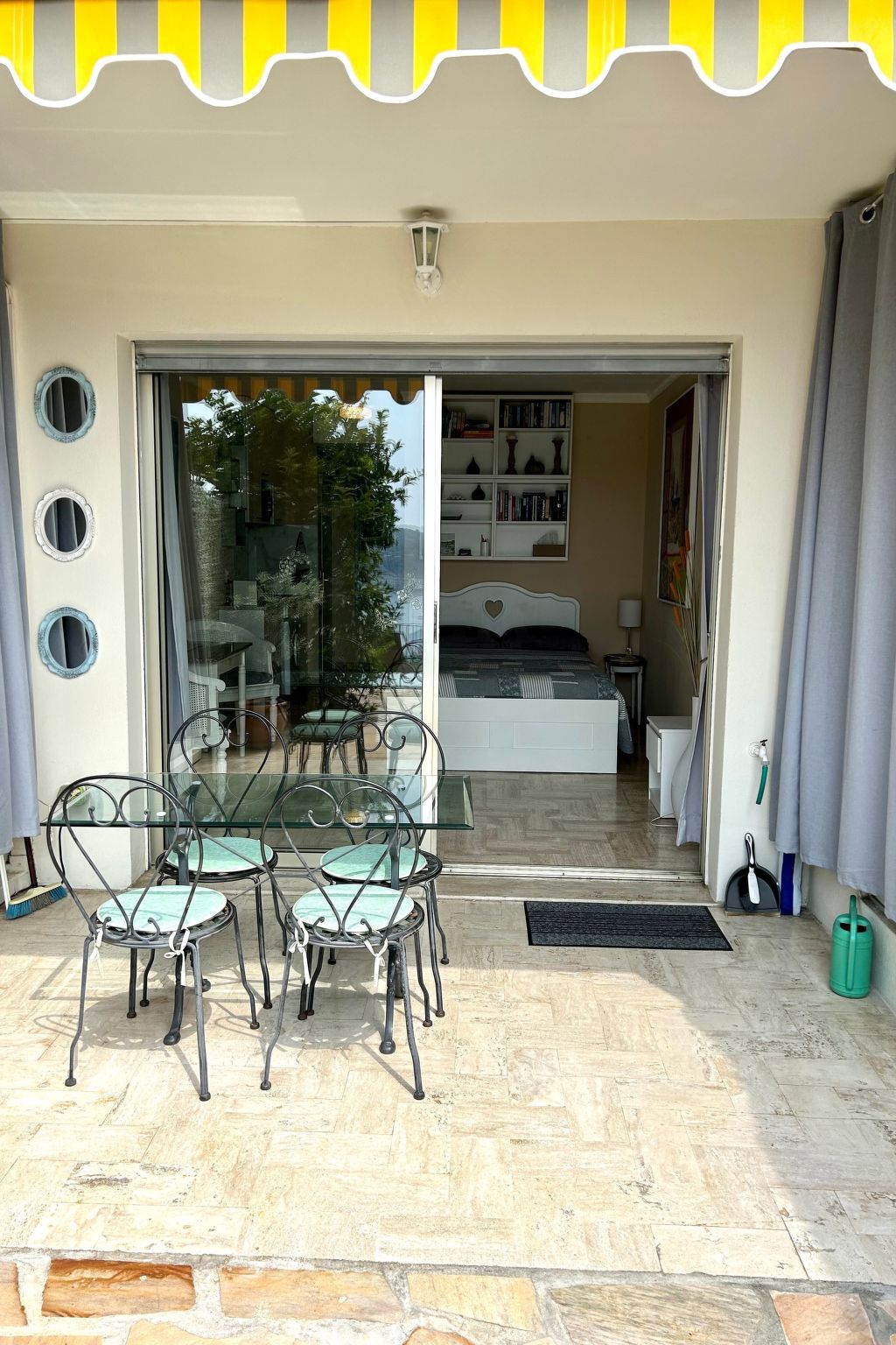 Studio mit Terrasse und Panoramablick-Dehors