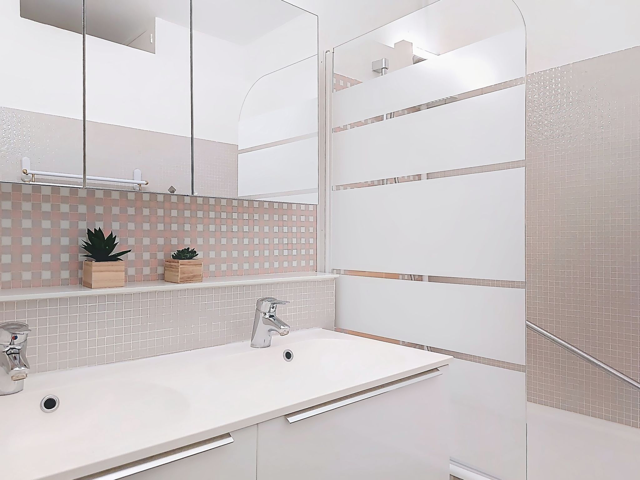 Photo of Le Bonaparte