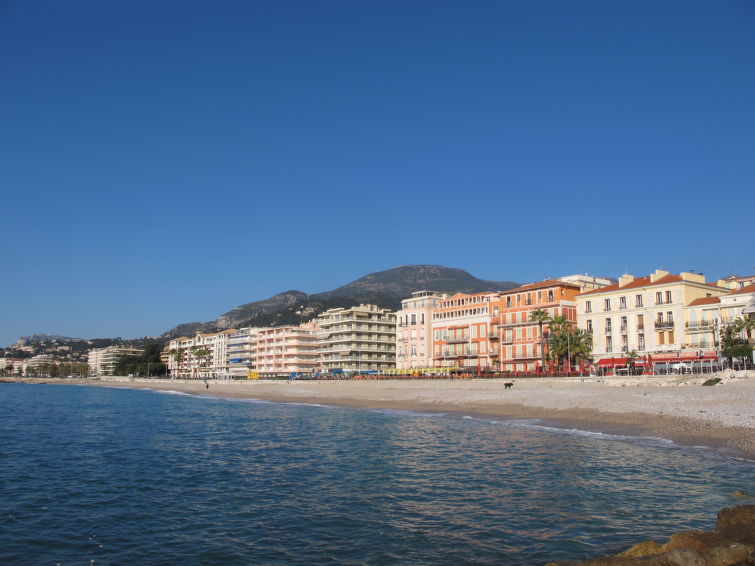 Le Diplomate Apartment in Menton