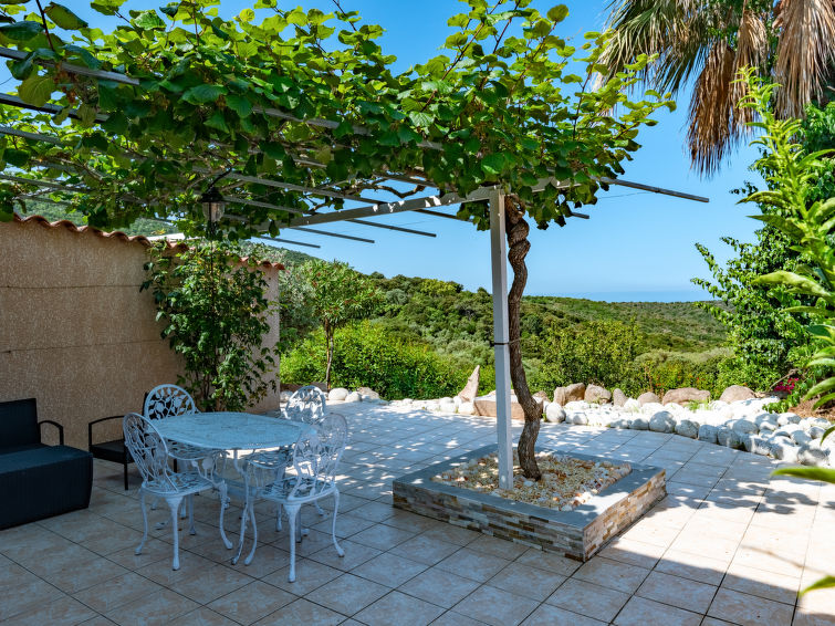 Search and Stay destination Coti-Chiavari, Corse - France from AU$ 130. Campestra
