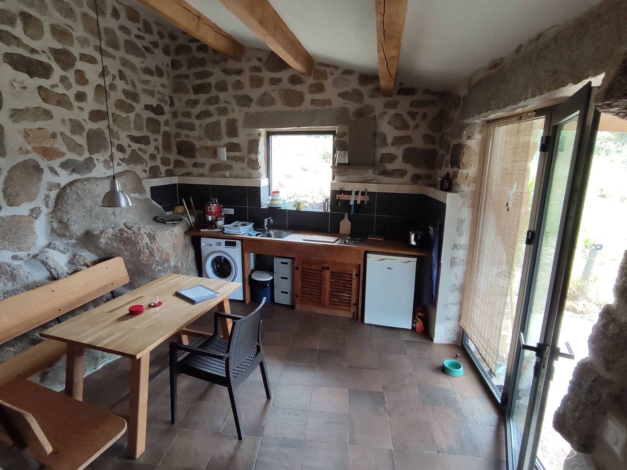 In idyllischer Lage im Süden Korsikas-Drinnen