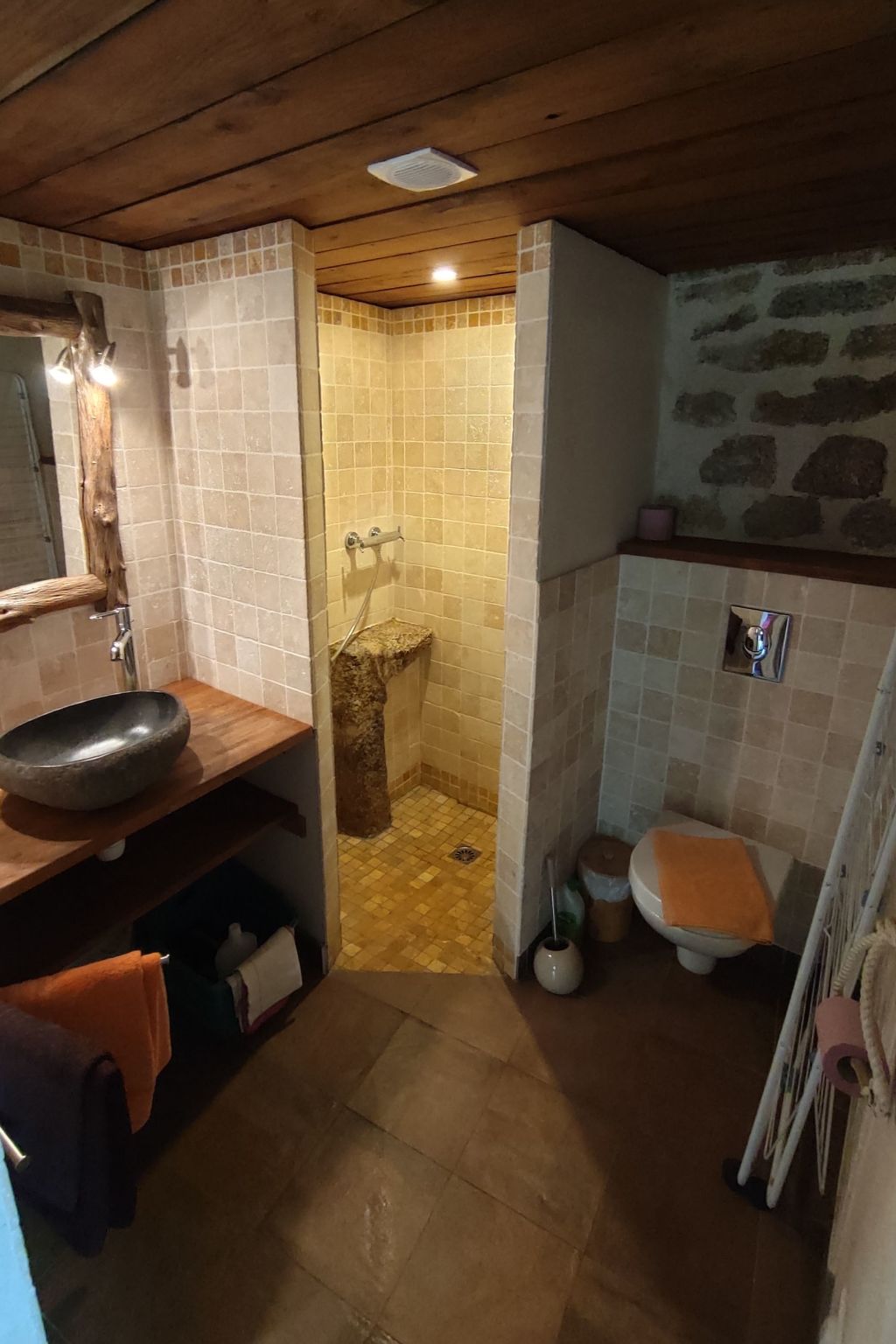 In idyllischer Lage im Süden Korsikas-Drinnen