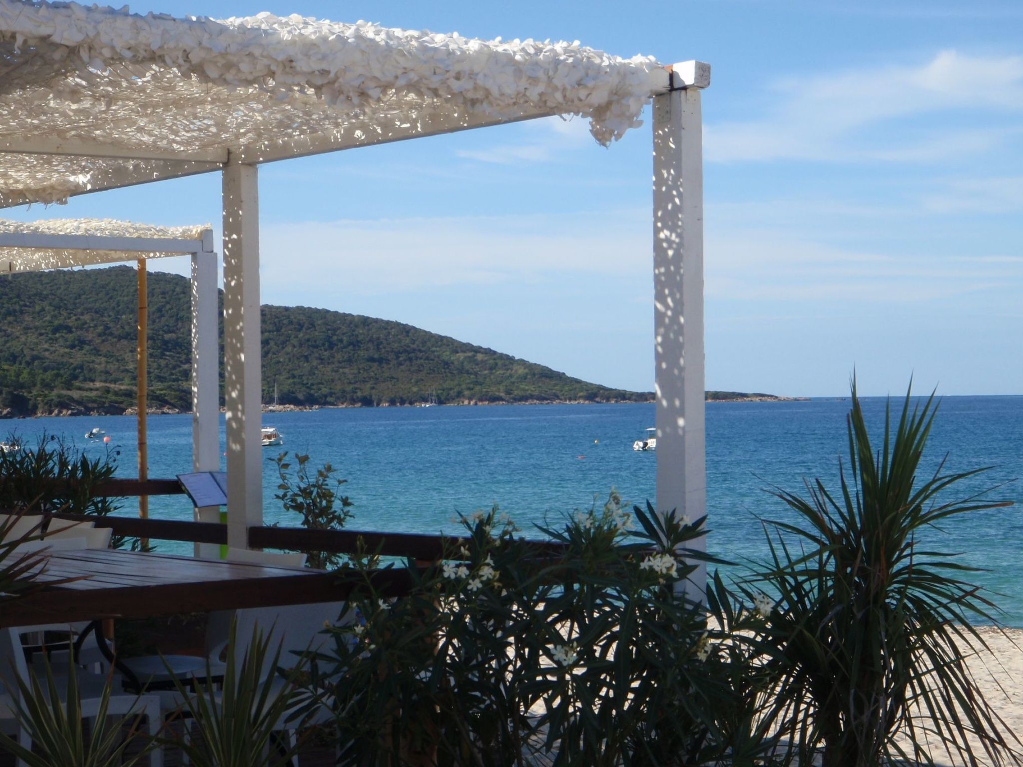 In idyllischer Lage im Süden Korsikas-Drinnen