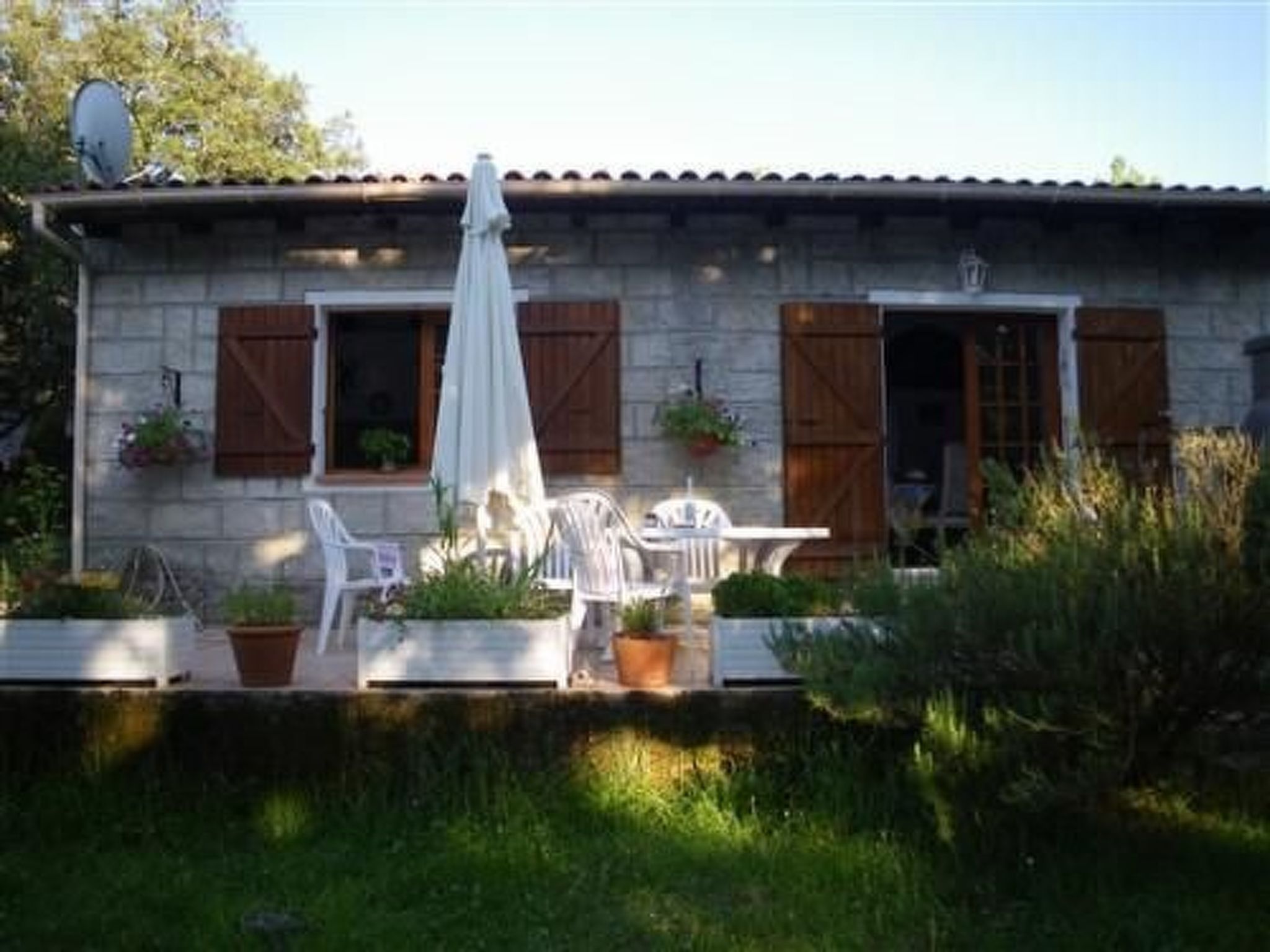 Wunderschönes Ferienhaus mit eigener Terrasse-Binnen