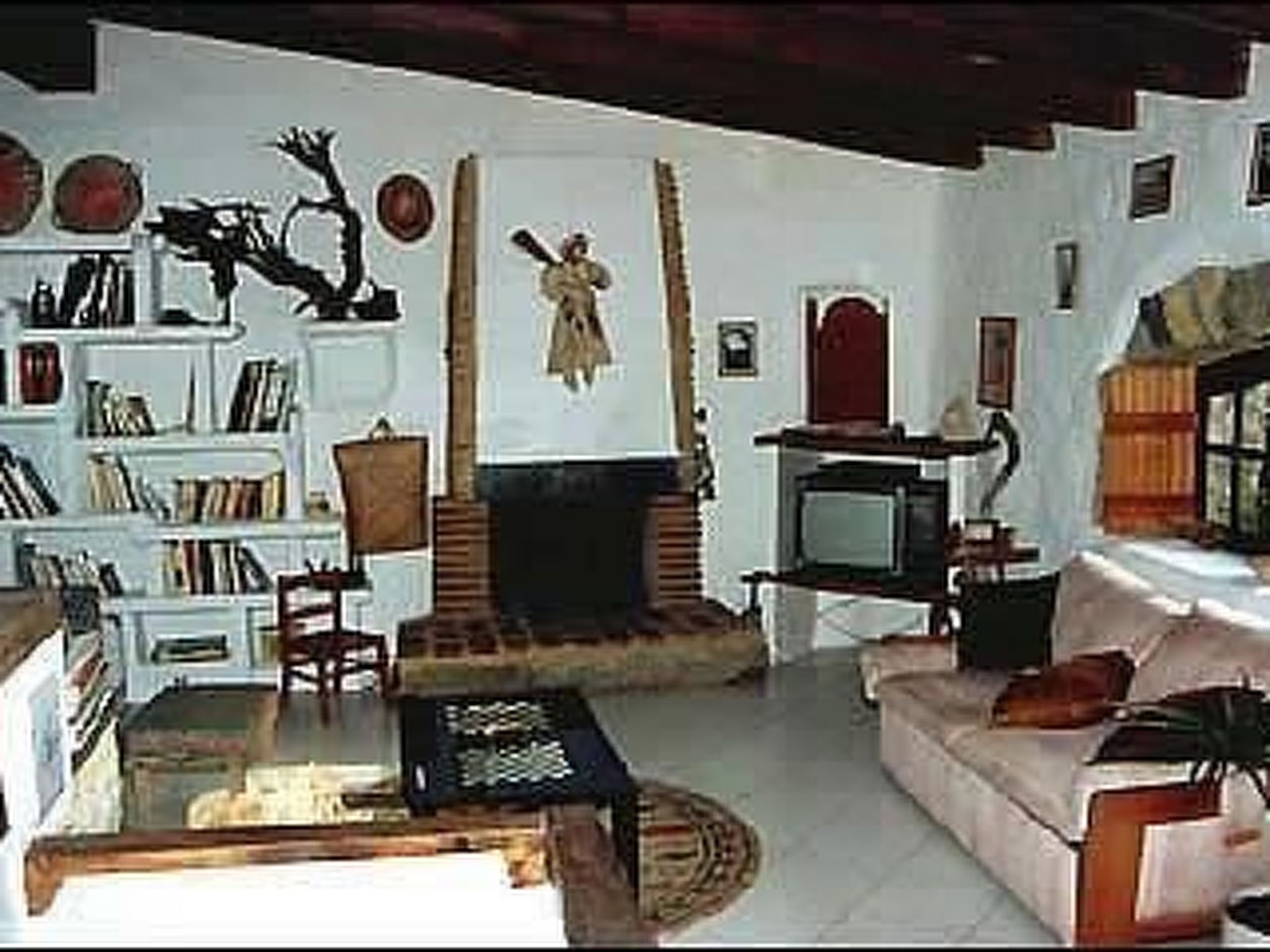 In Sartène mit Eigener Terrasse-Drinnen