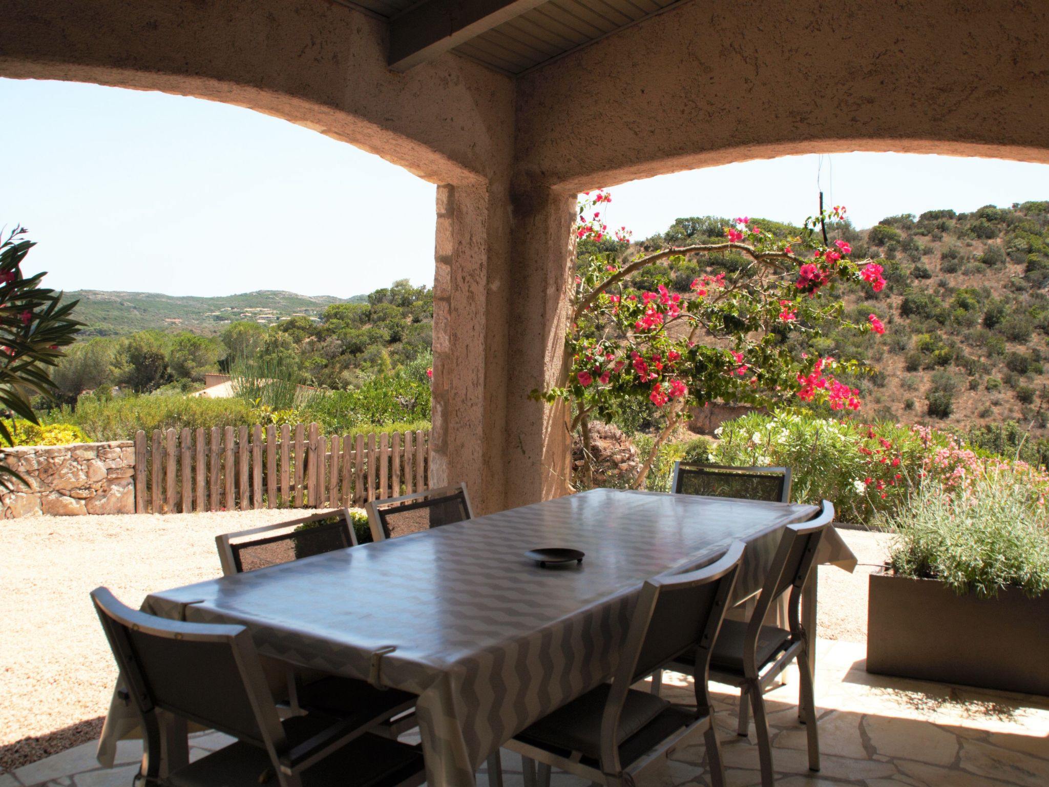 Mit Meerblick, 500m bis zum Strand-Binnen