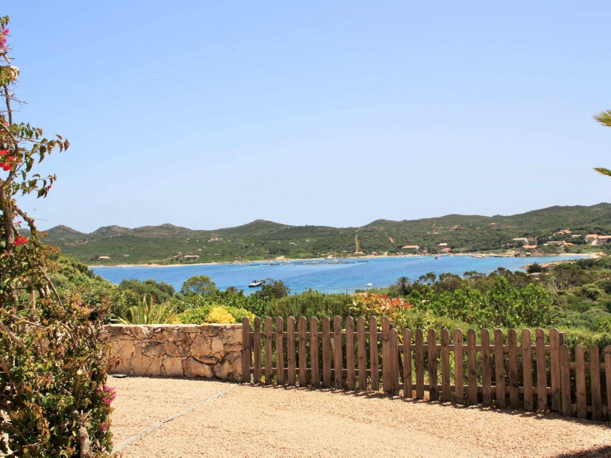 Mit Meerblick, 500m bis zum Strand-Binnen