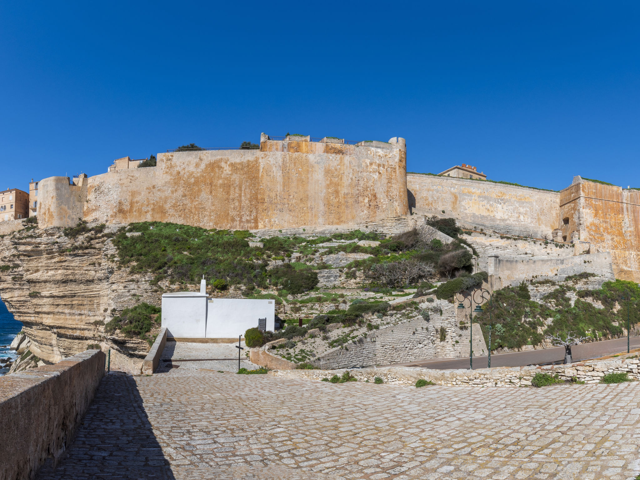 In Bonifacio mit Großer Terrasse-Area