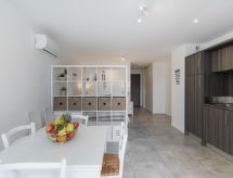 Stijlvol appartement in Porto-Vecchio met zwembad, dichtbij zee en bergen - thumbnail 6
