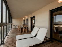 Stijlvol appartement in Porto-Vecchio met zwembad en bergzicht - thumbnail 5