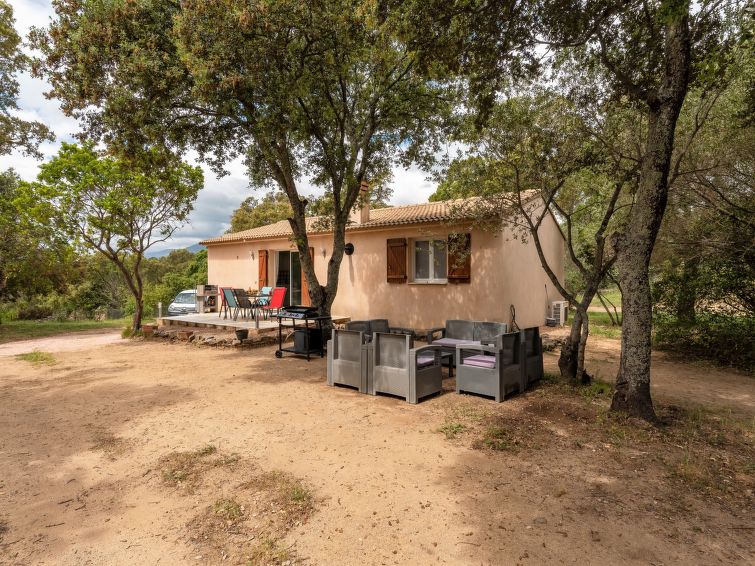 Search and Stay destination Porto-Vecchio, Corse - France from AU$ 244. Biscovaggia