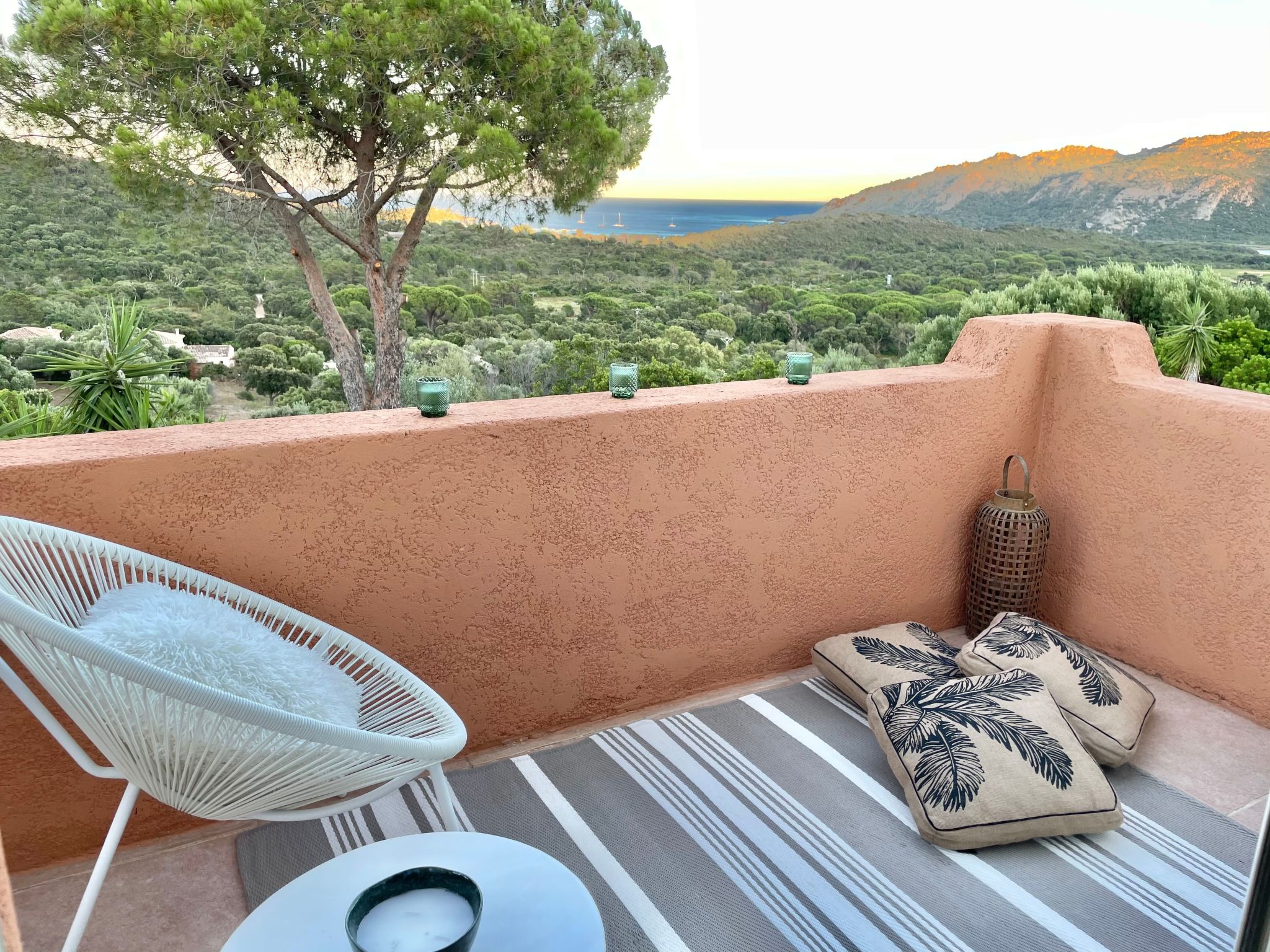 Ferienvilla "Azura" mit eigenem Pool-Binnen