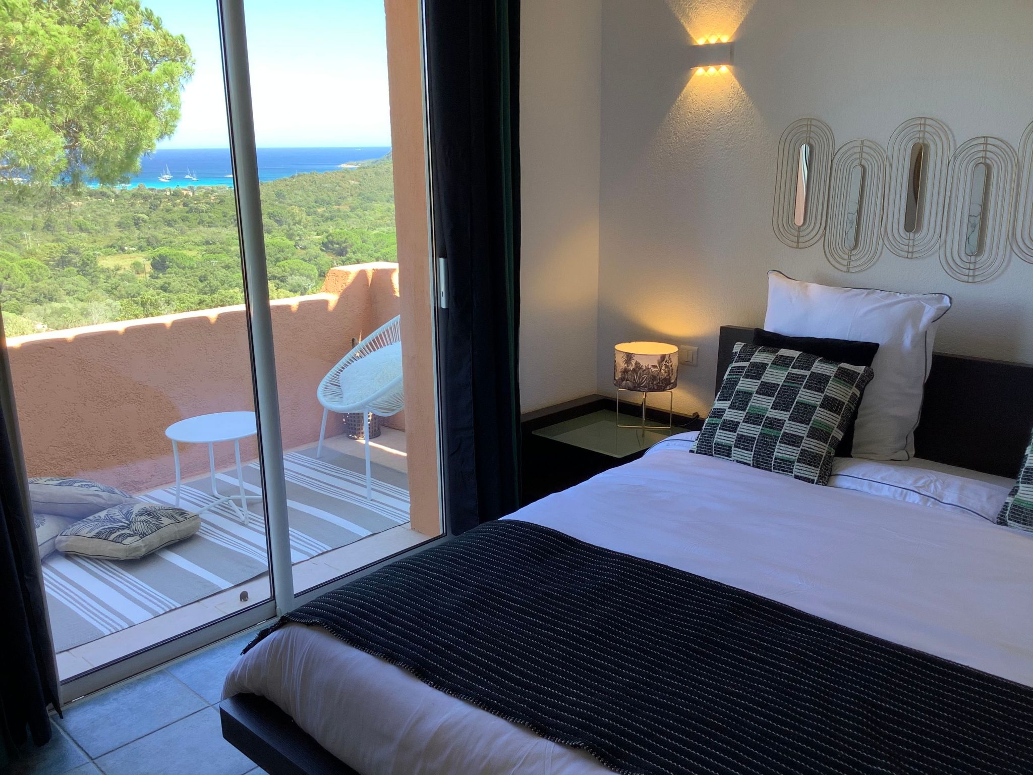 Ferienvilla "Azura" mit eigenem Pool-Binnen