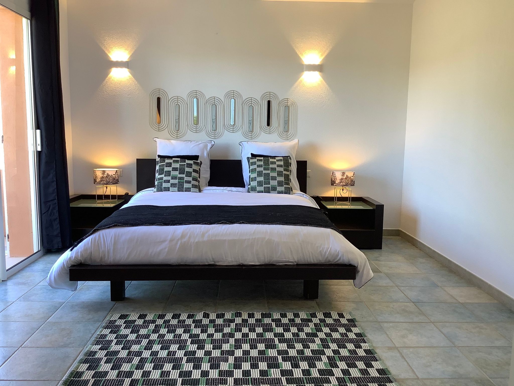 Ferienvilla "Azura" mit eigenem Pool-Binnen