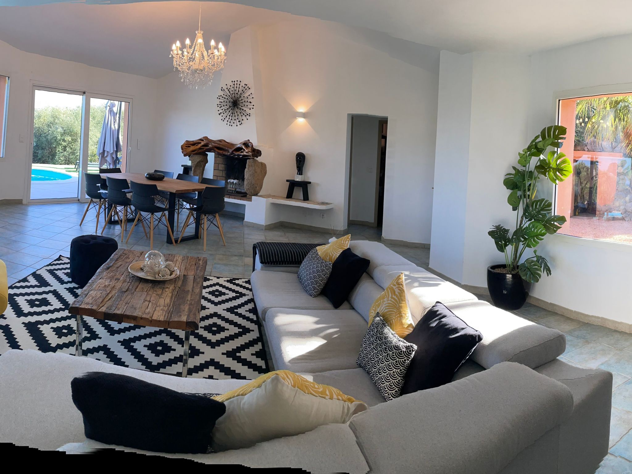 Ferienvilla "Azura" mit eigenem Pool-Binnen