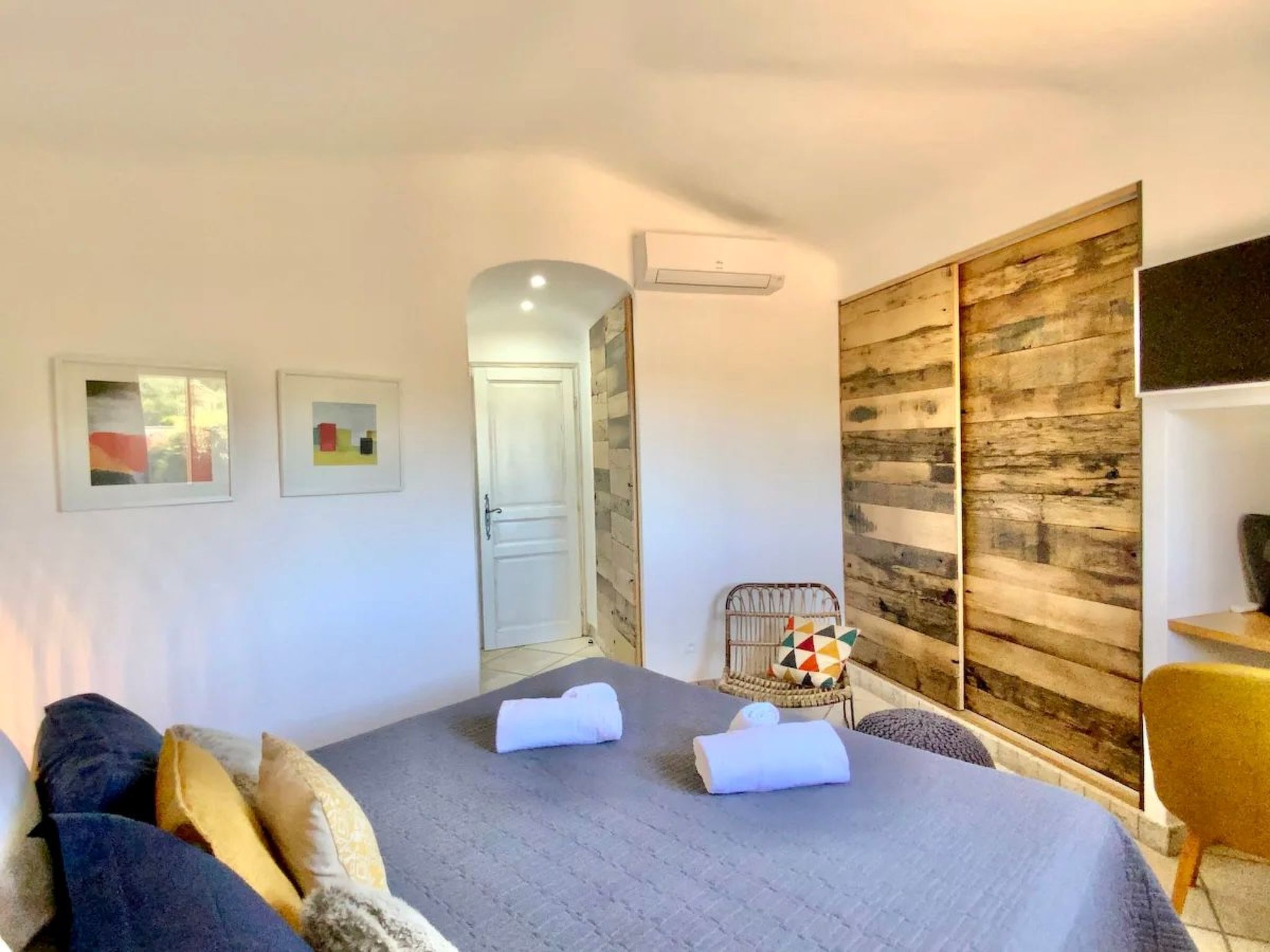 Photo of Luxusvilla aus Stein Concadoro