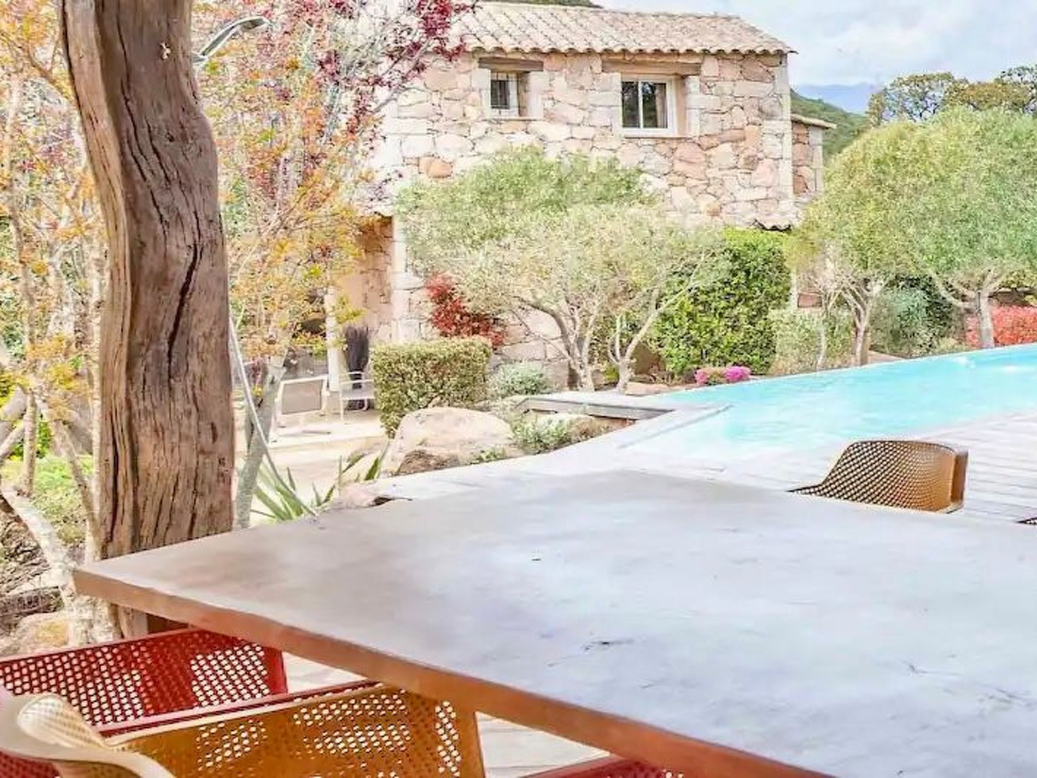 Luxusvilla aus Stein Concadoro-Drinnen