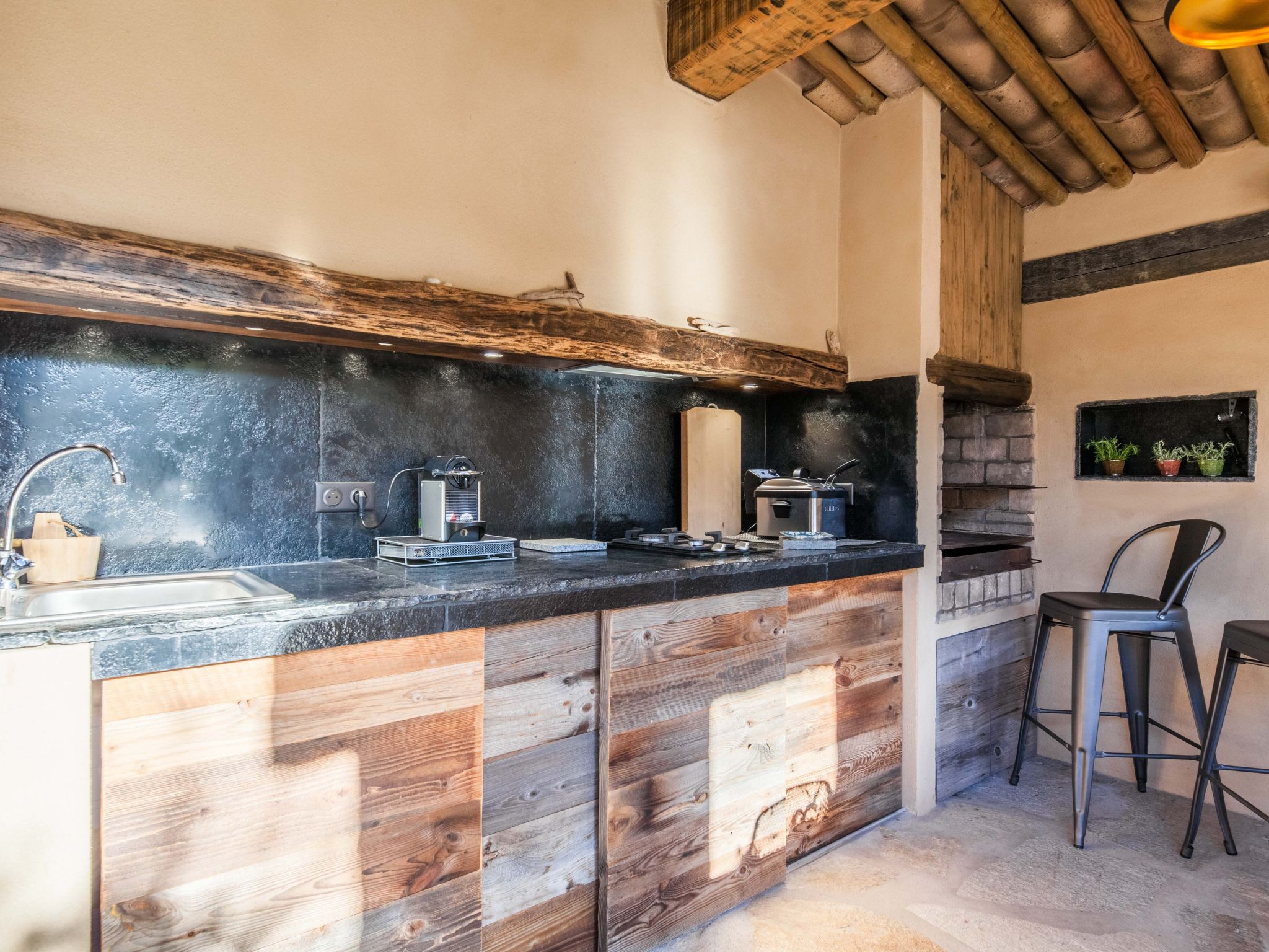 Luxuriöse Schäferei 2km vom Strand von Santa Giulia entfernt-Drinnen