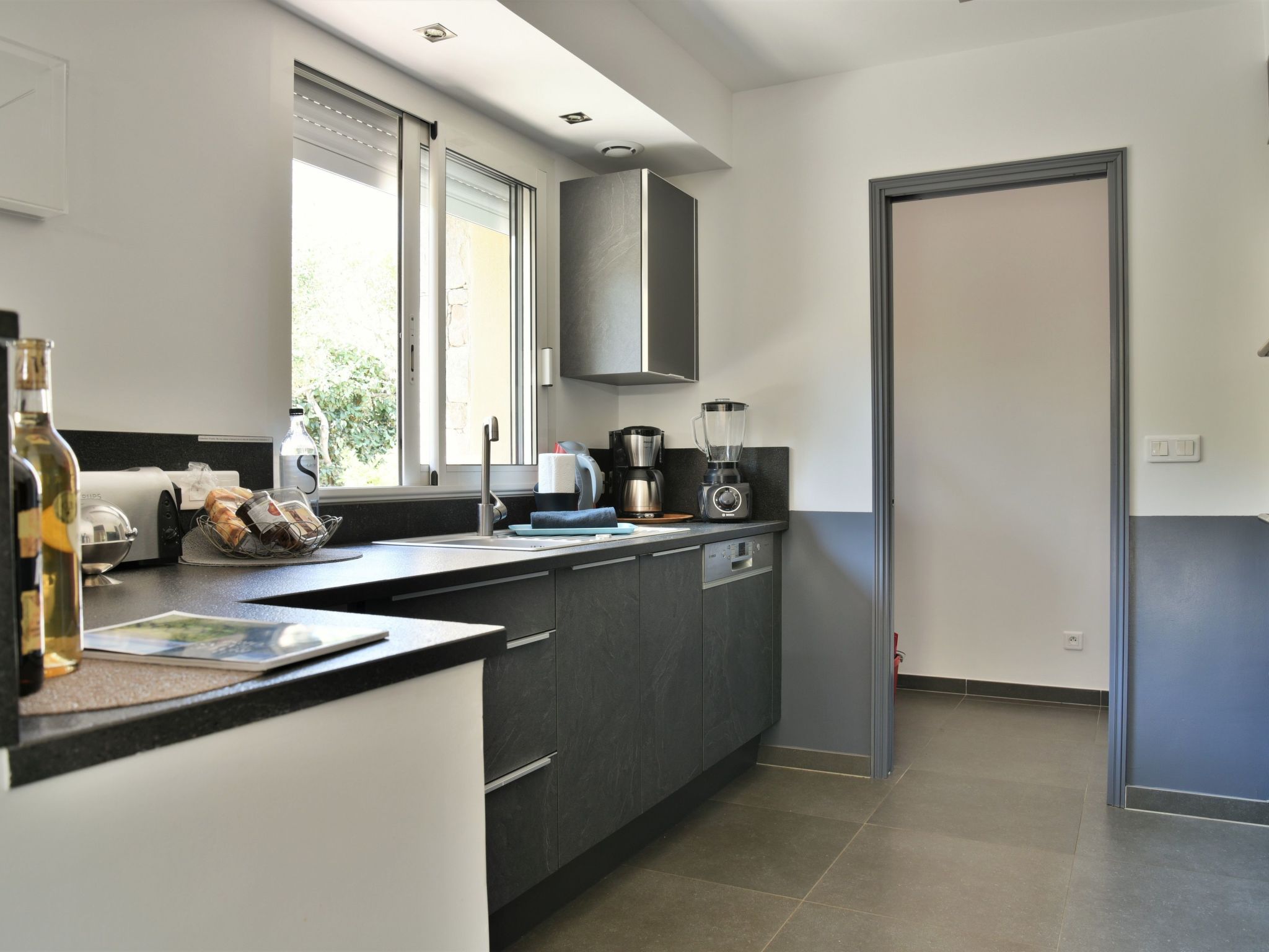 Luxuriöse Schäferei 2km vom Strand von Santa Giulia entfernt-Drinnen