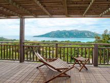 Vakantiehuis Santa Giulia: 6 pers., 500m van strand, verwarmd zwembad - thumbnail 2