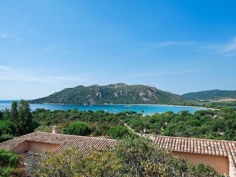 Bergzicht en luxe: vakantiehuis op 500m van zee in Porto Vecchio in Porto Vecchio