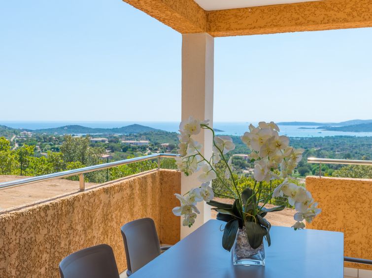 T2 vue mer Apartment in Porto Vecchio