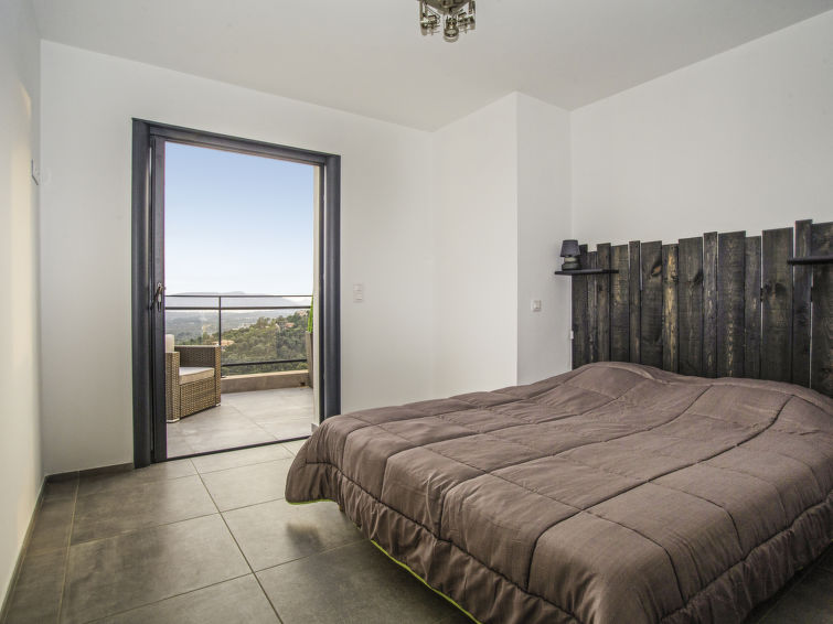 Search and Stay, undefined in undefined. Gallery position 4