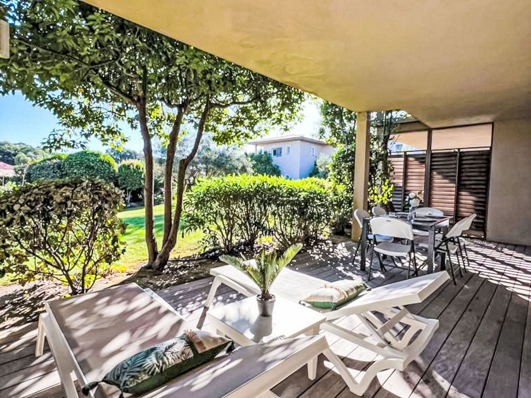 Residence Cote Plage — Terrace (2 of 16)