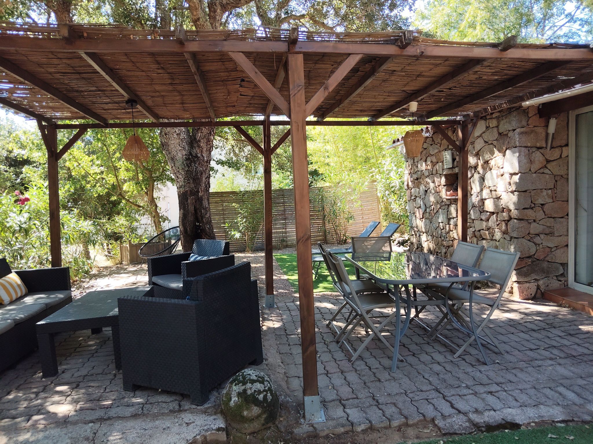 Gites Albareddu-Inside