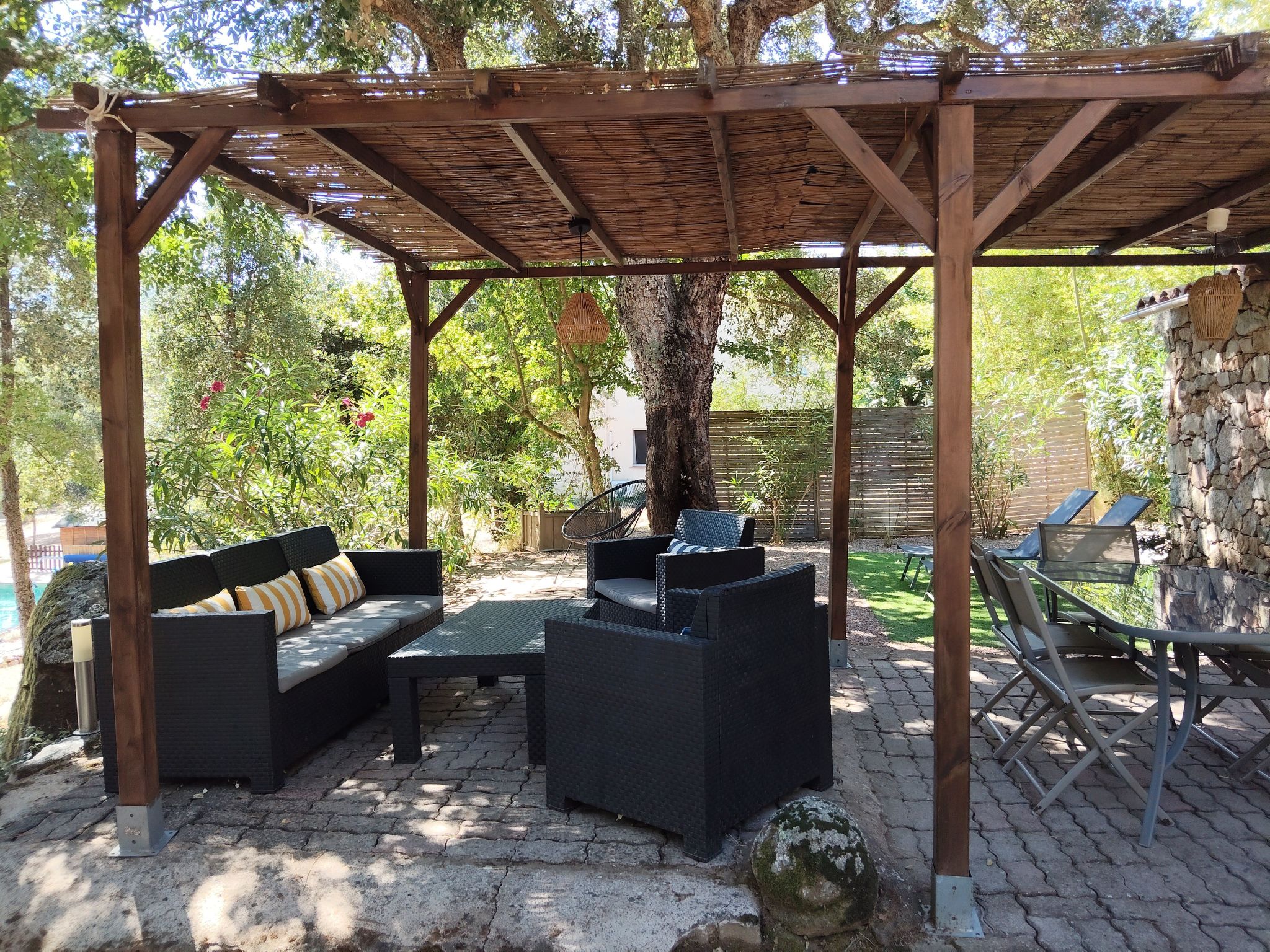 Gites Albareddu-Inside