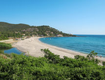 Zonnig appartement vlakbij zee met zwembad in Tarco, Corsica - thumbnail 2