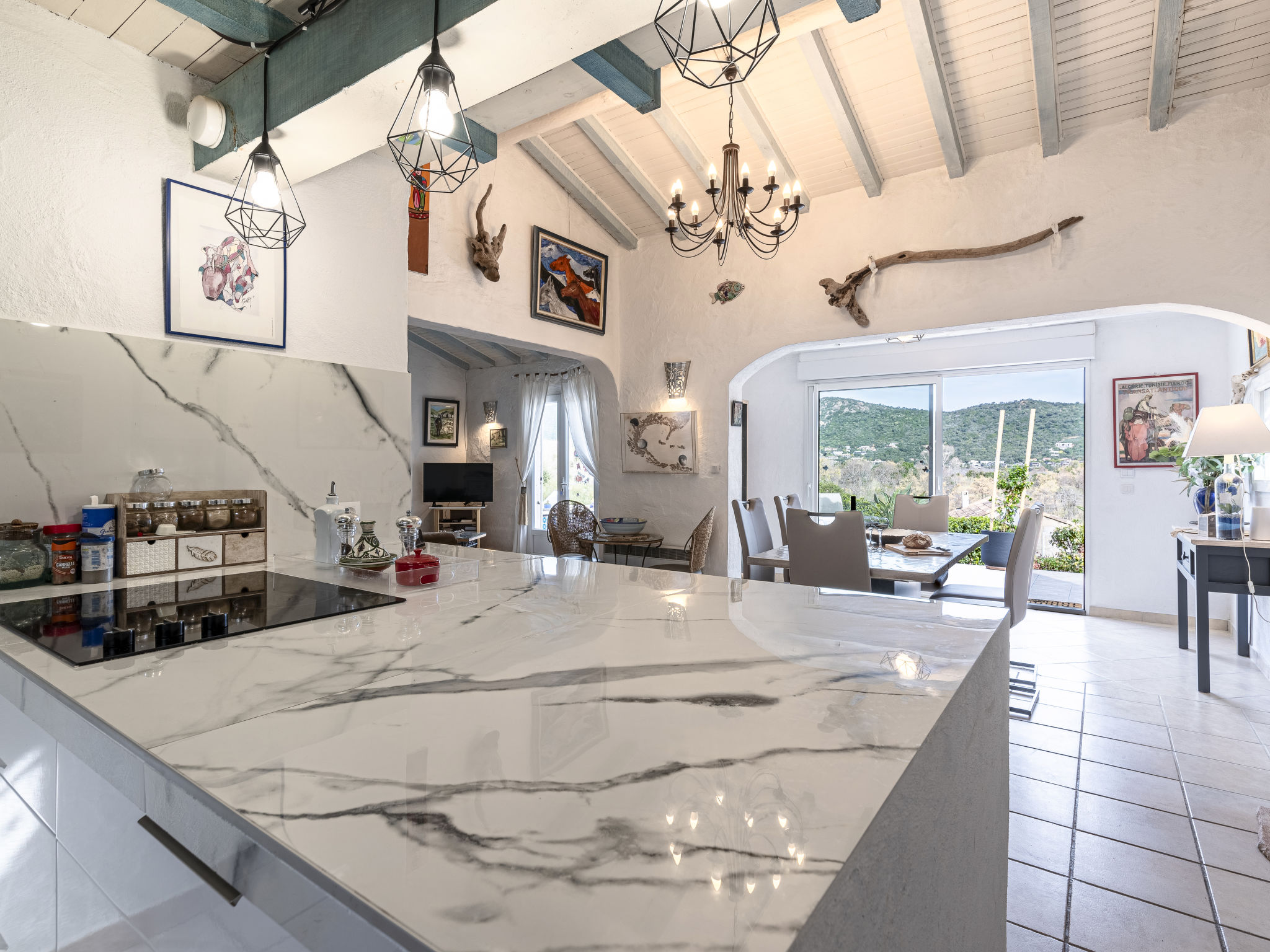 Kitchen / Dining Room