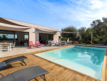 Villa Lamas: Moderne oase nabij Pinarellu, Corsica - thumbnail 2