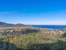 Vrijstaande woning met tuin op 1,3 km van zee in Sainte Lucie Porto Vecchio - thumbnail 1