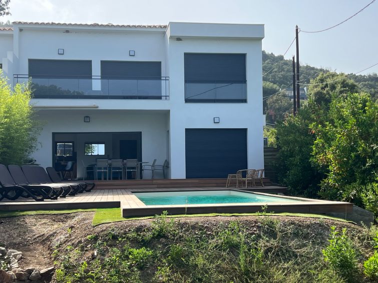 Search and Stay Destinations. Holiday Rentals in Sari-Solenzara, Corse-du-Sud - Corsica - France